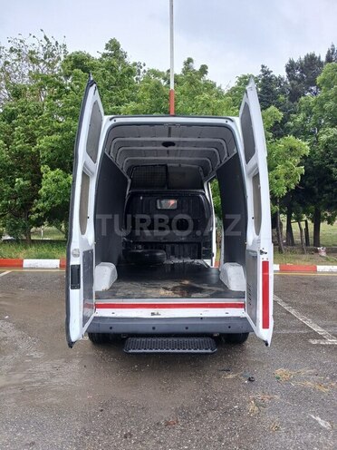 Ford Transit-7