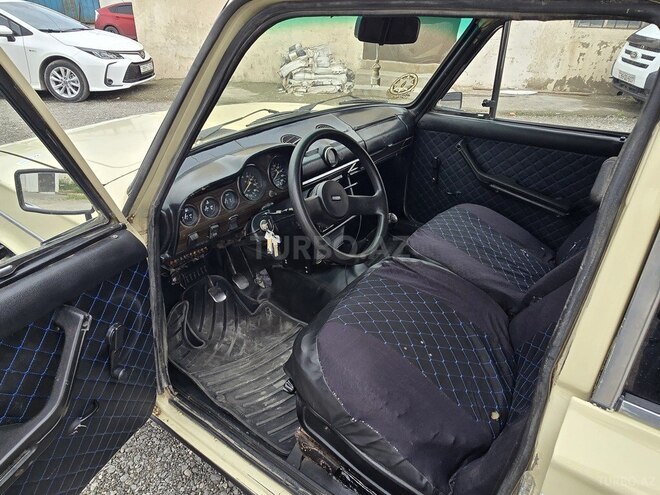 LADA (VAZ) 2106-15
