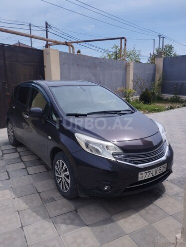 Nissan Note-1