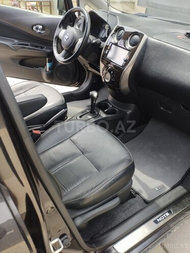Nissan Note-5