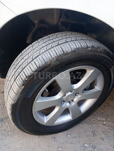 Hyundai Santa Fe-14