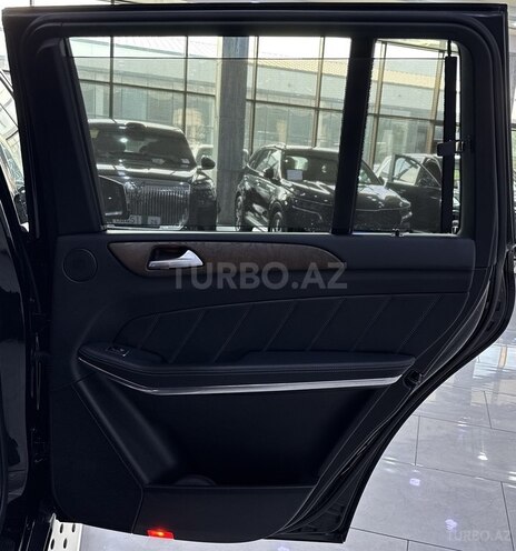 Mercedes GL 500 4MATIC 2014, 44,500 km - 4.7 l - Bakı
