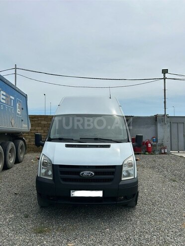 Ford Transit-1
