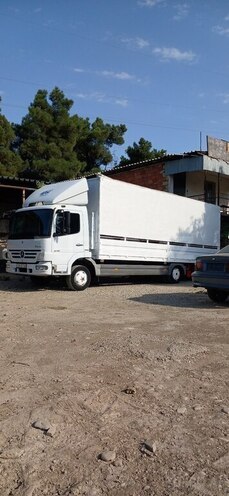 Mercedes Atego 818-2