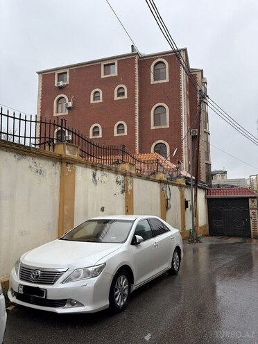Toyota Camry-1