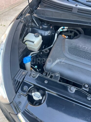 Hyundai ix35-10