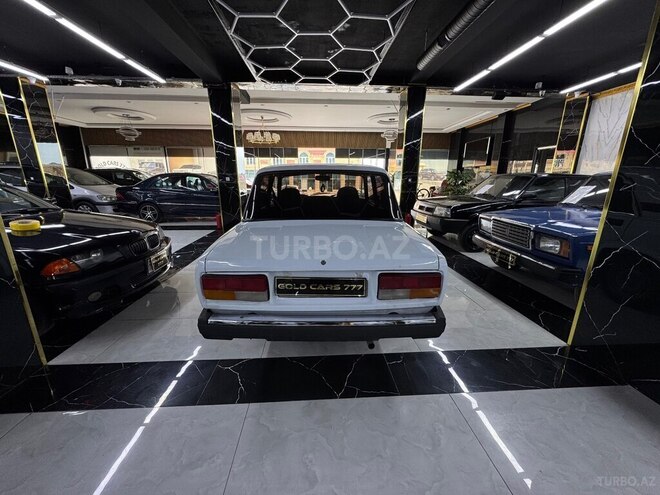 LADA (VAZ) 2107-6