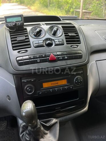 Mercedes Vito-12