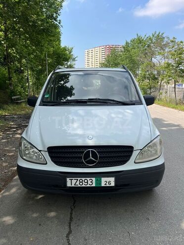 Mercedes Vito-1
