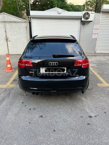 Audi A3-2