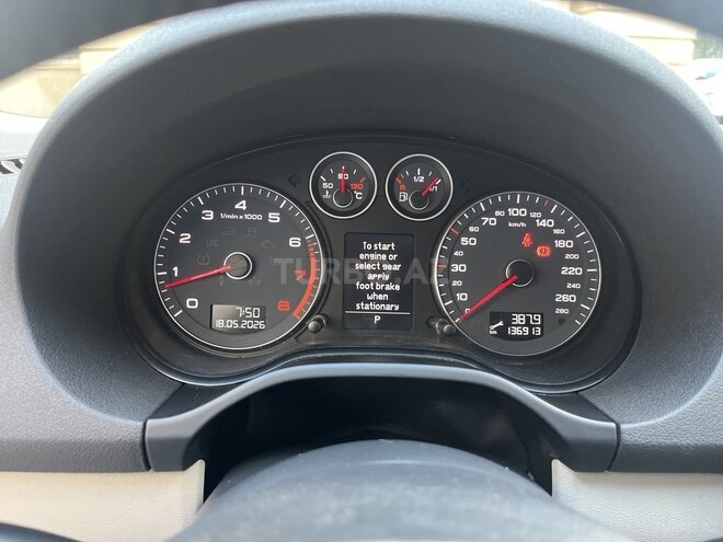 Audi A3-10