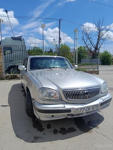 GAZ 3110 "Volga"-1