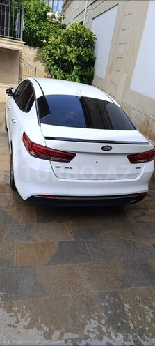 Kia Optima-3
