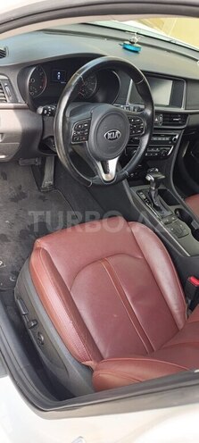 Kia Optima-5