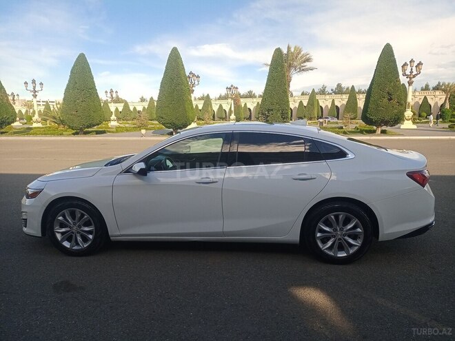 Chevrolet Malibu-8