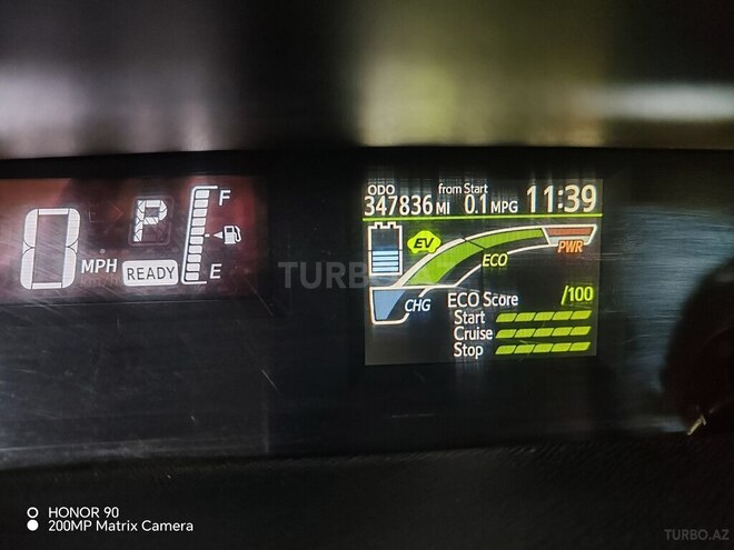 Toyota Prius C-3