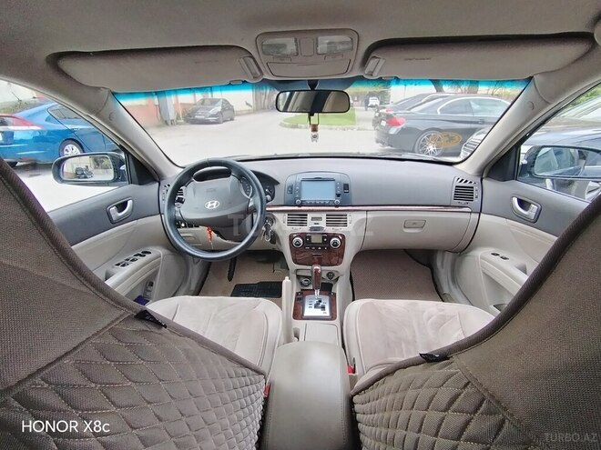Hyundai Sonata-10