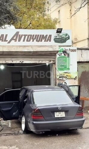 Mercedes C 200-3