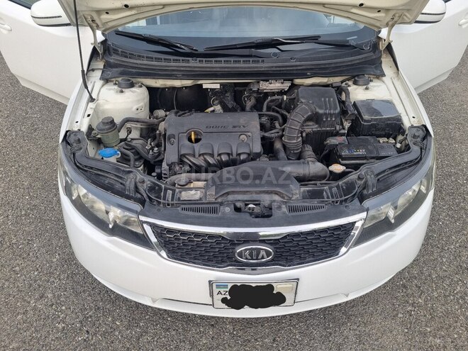 Kia Cerato-7