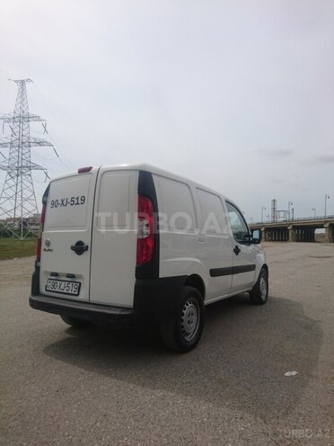 Fiat Doblo-4