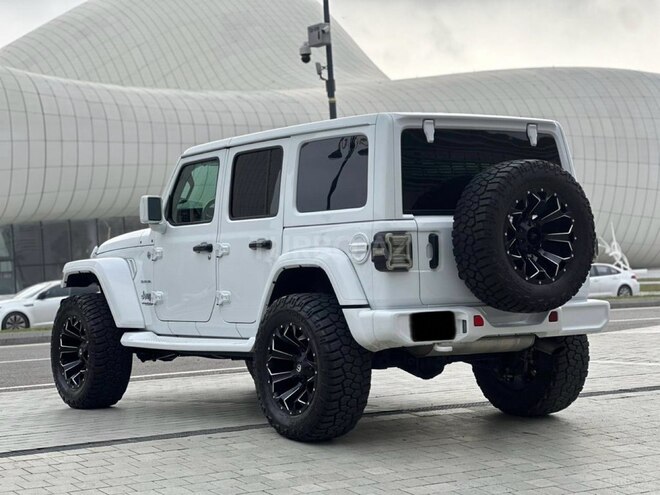 Jeep Wrangler-3