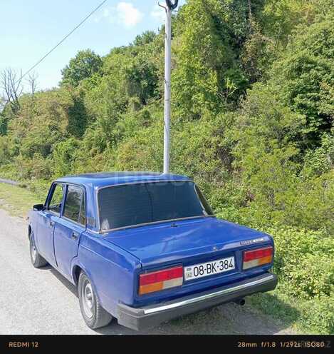 LADA (VAZ) 2107-2