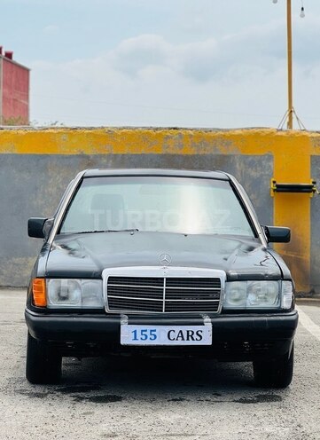 Mercedes 190-1