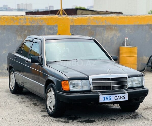 Mercedes 190-2
