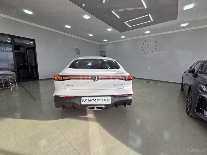 Changan Uni-V iDD-5