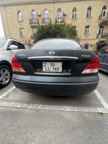 Nissan Sunny-3