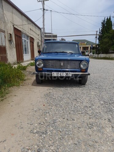 LADA (VAZ) 21011-1