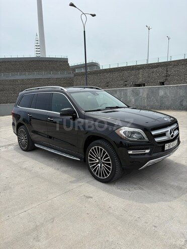 Mercedes GL 450 4MATIC-16