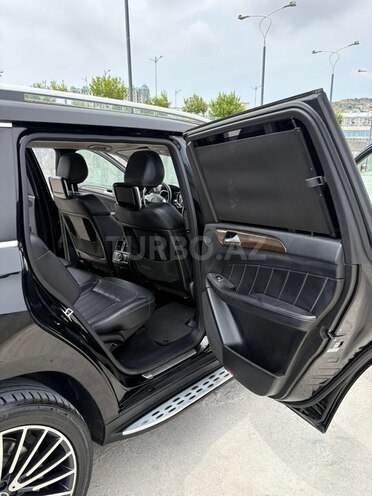 Mercedes GL 450 4MATIC-14