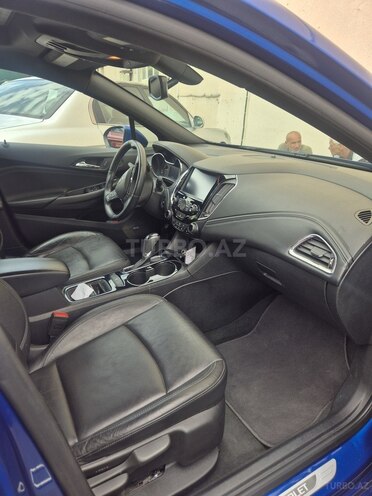 Chevrolet Cruze-14