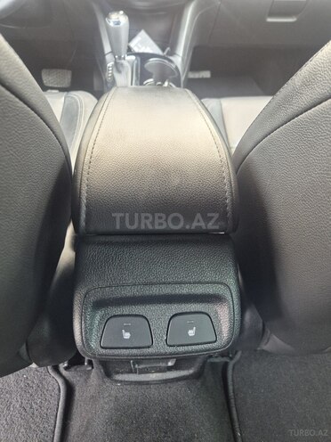 Chevrolet Cruze-10