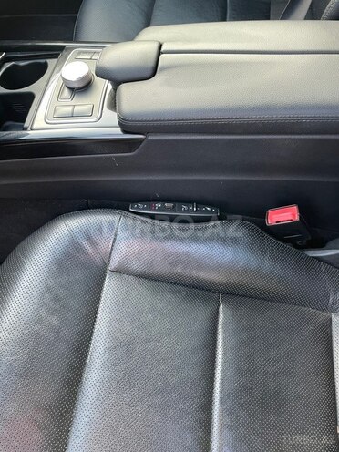 Mercedes E 350-10