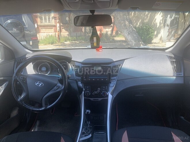 Hyundai Sonata-3