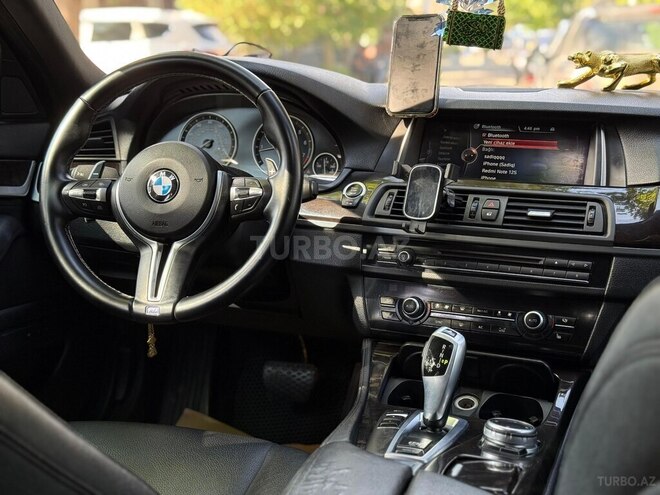 BMW 528-9