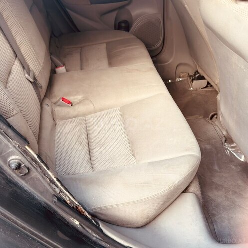 Honda Insight-4