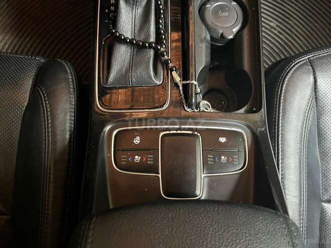 Kia Cadenza-9