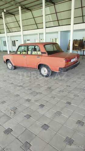 LADA (VAZ) 2107-2