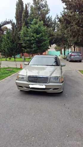 Mercedes C 280-1