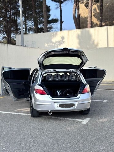 Opel Astra-7
