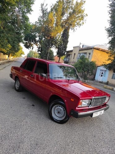 LADA (VAZ) 2107-2
