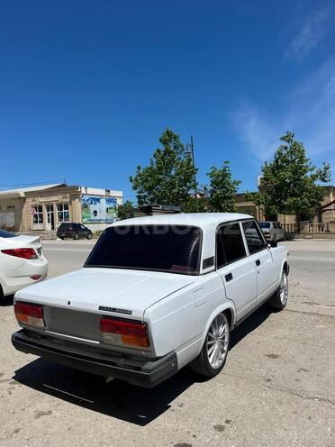 LADA (VAZ) 2107-5