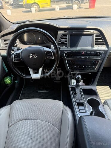 Hyundai Sonata-3