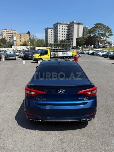 Hyundai Sonata-16
