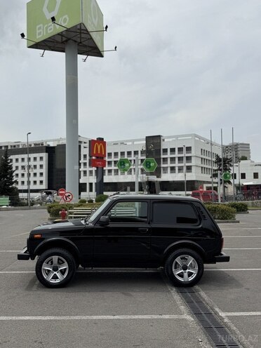LADA (VAZ) Niva-4