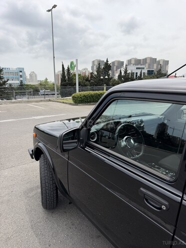 LADA (VAZ) Niva-5