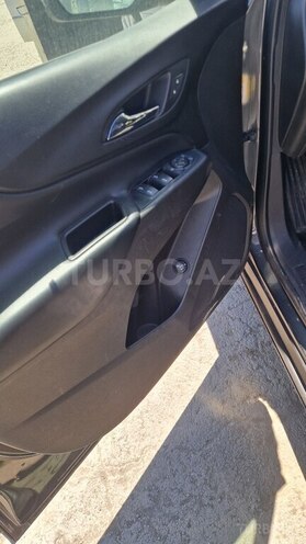 Chevrolet Equinox-7